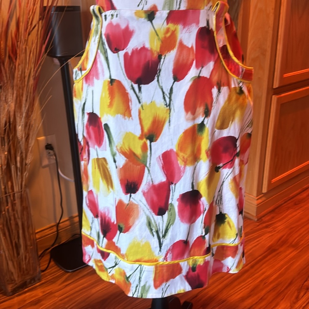 Spring/Easter Style Dress - Picture 3 of 13